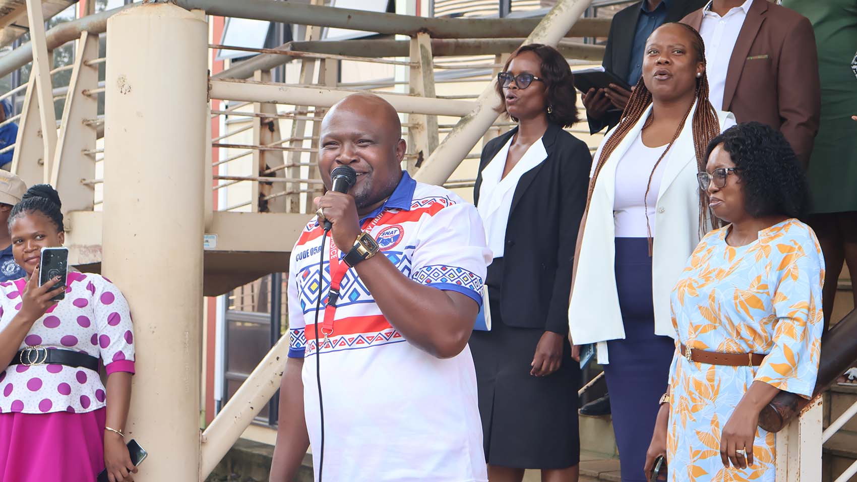 Swaziland National Association of Teachers Secretary General Lot Vilakati addressing the union members yesterday at the ministry. He mentioned that action needs to be taken to adress the stand-off with government. (Pic: Mlondzi Nkambule) 
